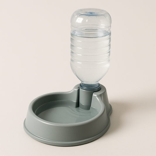 SELF-FILLING PET BOWL